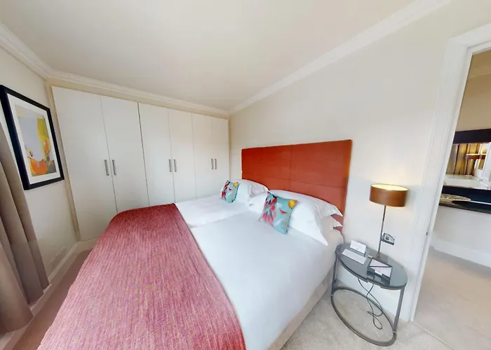 Cheval Knightsbridge Aparthotel London